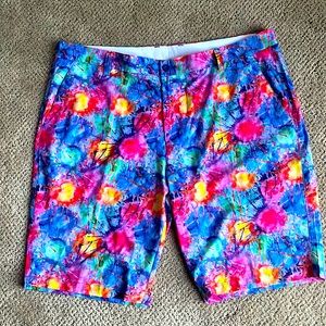 Multi color men’s casual shorts size 40. New with no tags